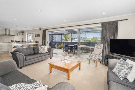 Photo of property in 12 Hilldale Crescent, Kuaotunu West, Whitianga, 3592