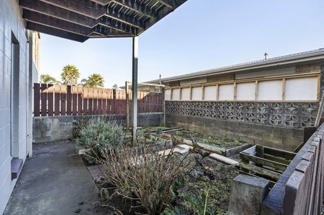 Photo of property in 3/12 Beach Street, Fitzroy, New Plymouth, 4312