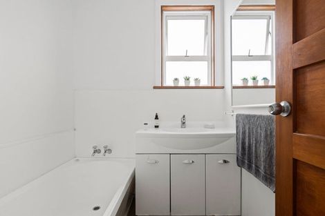 Photo of property in 2/196 Waimea Road, Nelson South, Nelson, 7010