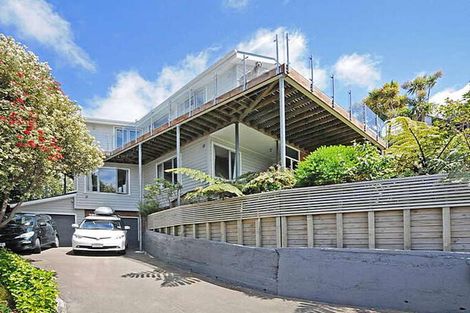 Photo of property in 2 Seatoun Heights Road, Seatoun, Wellington, 6022