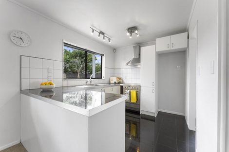 Photo of property in 23 Chadwick Place, Highbury, Palmerston North, 4412