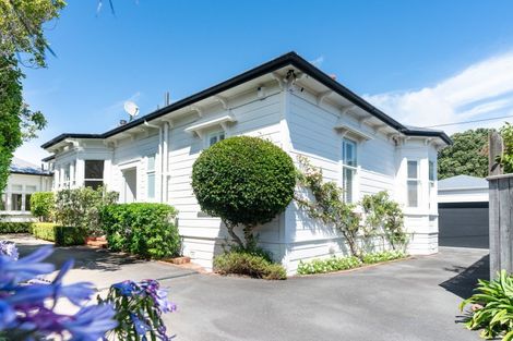 Photo of property in 165 Karori Road, Karori, Wellington, 6012