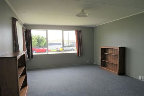 Photo of property in 32 Heather Street, Levin, 5510