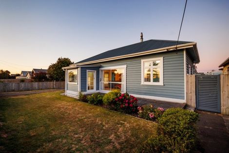Photo of property in 141 Seabury Avenue, Foxton Beach, Foxton, 4815