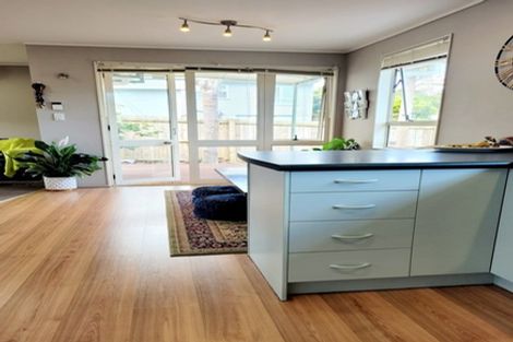 Photo of property in 53a Woodford Avenue, Henderson, Auckland, 0610