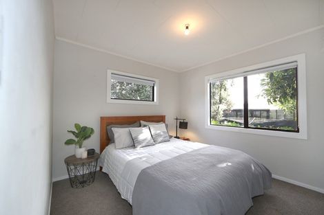 Photo of property in 9 Redwood Place, Te Awanga, 4102