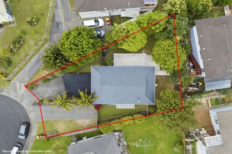 Photo of property in 9 Kupari Place, Totara Vale, Auckland, 0629