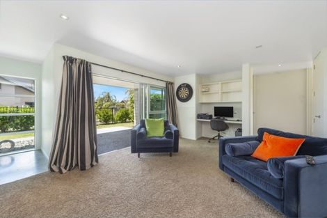 Photo of property in 14 Gilbert Court, Rototuna, Hamilton, 3210