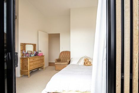 Photo of property in 1 Aroaro Lane, Raglan, 3225