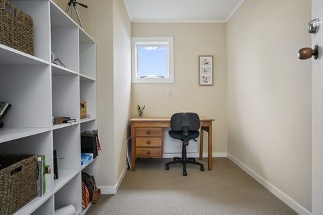 Photo of property in 46 Bowen Street, Cambridge, 3434