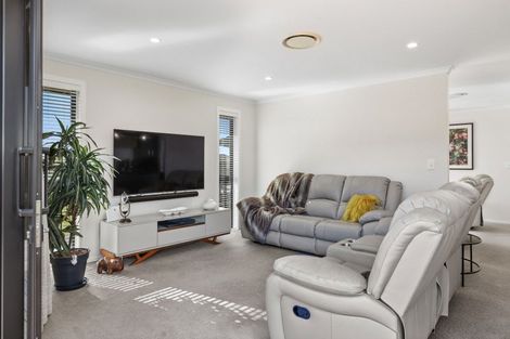 Photo of property in 5 Mervyn Brown Place, Solway, Masterton, 5810