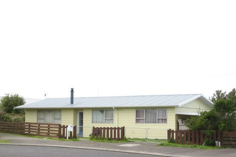 Photo of property in 14 Veronica Place, Bell Block, New Plymouth, 4312