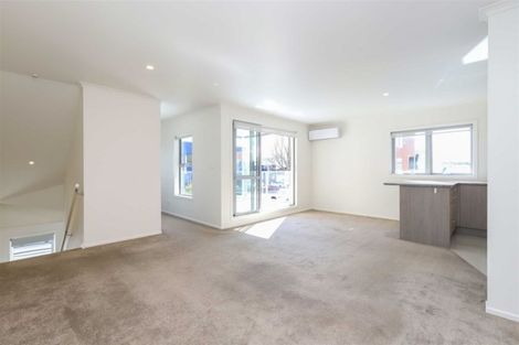 Photo of property in 2/9 Vialou Street, Hamilton Central, Hamilton, 3204