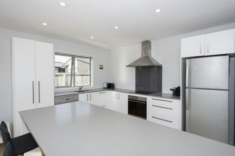 Photo of property in 18 Lamborn Drive, Papakura, 2110