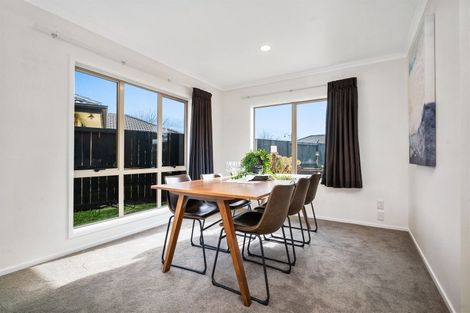 Photo of property in 58 Farringdon Avenue, Rototuna North, Hamilton, 3210