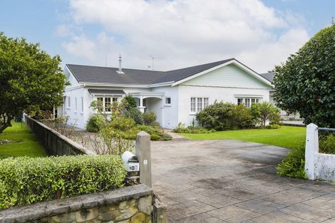 Photo of property in 100 Stout Street, Whataupoko, Gisborne, 4010