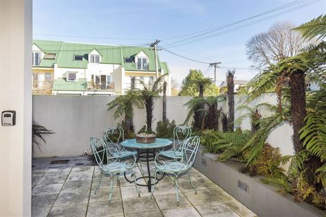 Photo of property in 36 Rhodes Street, Merivale, Christchurch, 8014