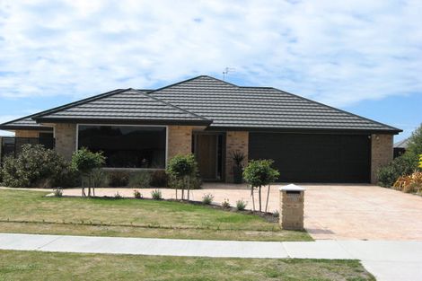 Photo of property in 60 Allison Crescent, Kaiapoi, 7630