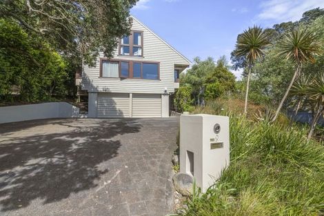 Photo of property in 9 Aotearoa Terrace, Murrays Bay, Auckland, 0630