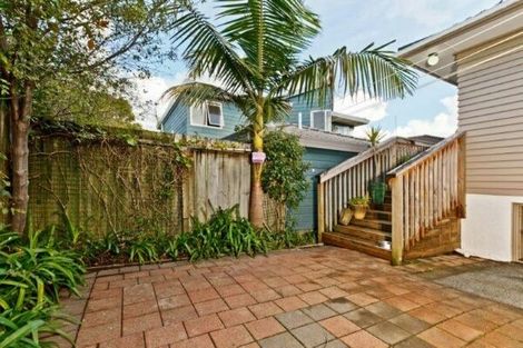 Photo of property in 1/10 Walter Street, Hauraki, Auckland, 0622