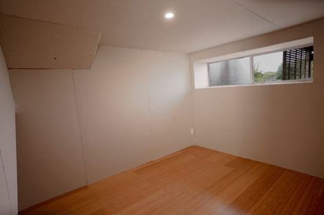 Photo of property in 2/15b Nandana Drive, Glen Eden, Auckland, 0602