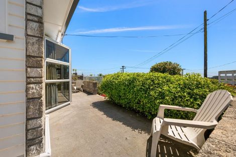 Photo of property in 11 Hulke Crescent, Bell Block, New Plymouth, 4312