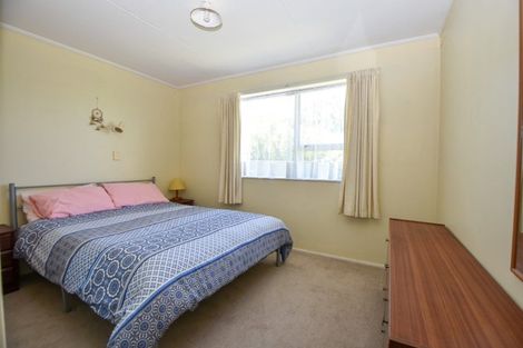 Photo of property in 20 Kupe Drive, Carterton, 5713