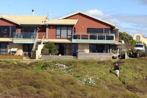 Photo of property in 453a Oceanbeach Road, Mount Maunganui, 3116