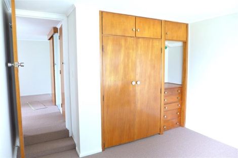 Photo of property in 23 Evans Road, Glen Eden, Auckland, 0602