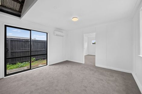 Photo of property in 154 Wainoni Road, Avondale, Christchurch, 8061