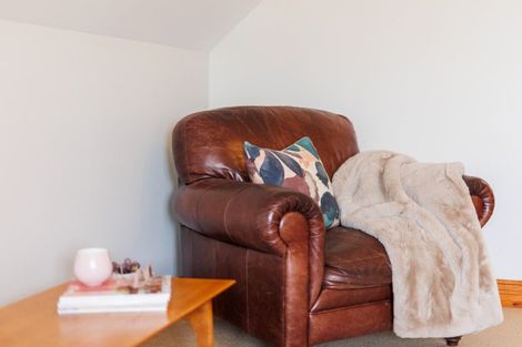 Photo of property in 8a Camden Street, Feilding, 4702