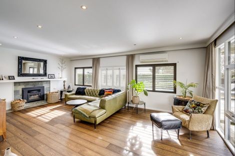 Photo of property in 72 Reynolds Road, Havelock North, 4130