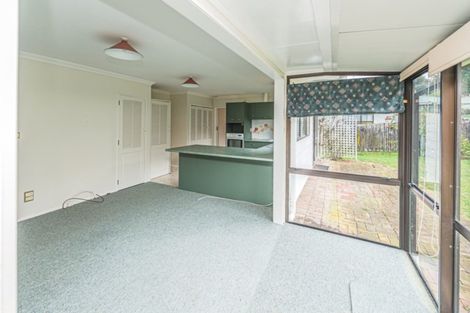 Photo of property in 11 Linda Place, Saint Johns Hill, Whanganui, 4501