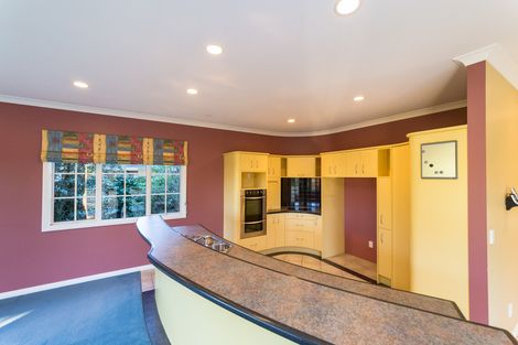 Photo of property in 11 The Oaks, Awapuni, Palmerston North, 4412