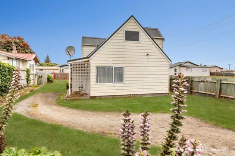 Photo of property in 32a Manuka Street, Castlecliff, Whanganui, 4501