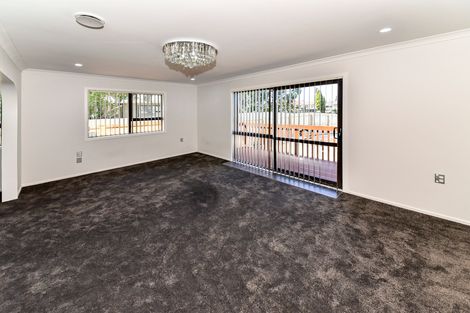 Photo of property in 32 Hokianga Street, Mangere East, Auckland, 2024