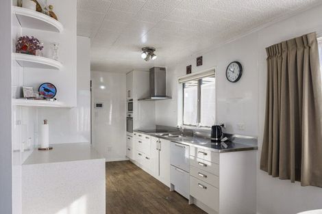 Photo of property in 38 Arthur Hobson Avenue, Pirimai, Napier, 4112