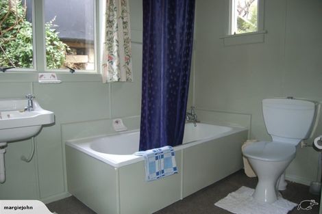 Photo of property in 2a Spiers Street, Kakanui, Oamaru, 9495