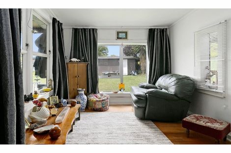 Photo of property in 37 Te Rangitautahanga Road, Turangi, 3334