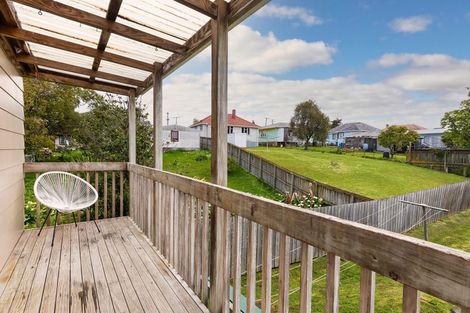 Photo of property in 1/12 Kelkirk Street, Kelston, Auckland, 0602