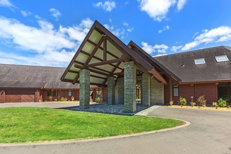 Photo of property in 132 Milne Drive, Paraparaumu, 5032