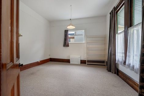 Photo of property in 21 Exeter Street, Lyttelton, 8082