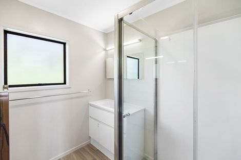 Photo of property in 12 Gilshennan Valley, Red Beach, 0932