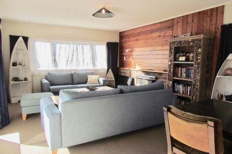 Photo of property in 12 Chamberlain Avenue, Amberley, 7481