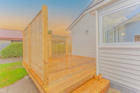 Photo of property in 37 Somerfield Street, Somerfield, Christchurch, 8024