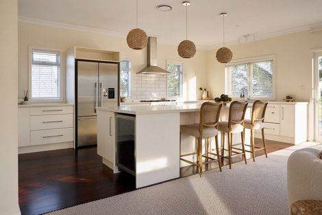 Photo of property in 184 Oceanbeach Road, Mount Maunganui, 3116