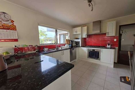 Photo of property in 3 Theodora Place, Mairangi Bay, Auckland, 0630
