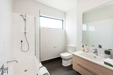 Photo of property in 1/4165 Great North Road, Glen Eden, Auckland, 0602