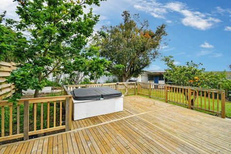 Photo of property in 36 Peverill Crescent, Papatoetoe, Auckland, 2025