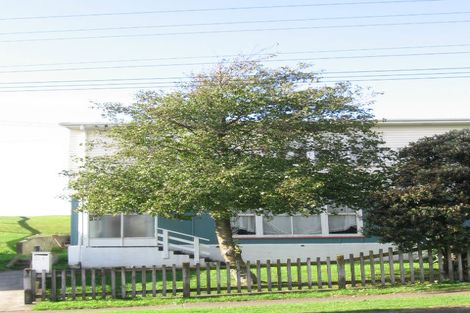 Photo of property in 21-23 Bedford Street, Cannons Creek, Porirua, 5024